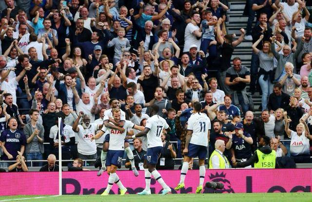 动漫展示欧冠新一轮第一比赛日的结果：（欧冠新一轮首个比赛日赛果动画速览）