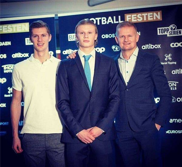 拉齐奥主场对阵博洛尼亚，预计小比分0-1或1-1，拉齐奥防守出色；曼城客场3-0胜桑德兰，英超形势激烈。