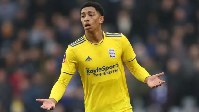 马卡：马塞洛之子恩佐-阿尔维斯首次入选欧青赛皇马U19大名单