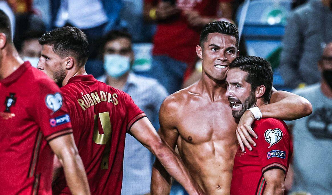 拿日本战犯照片！三笘薰8天仍未道歉，足球游戏怒了：删除，价值归零（日本战犯照风波持续：三笘薰8天未道歉，足球游戏下架清零）