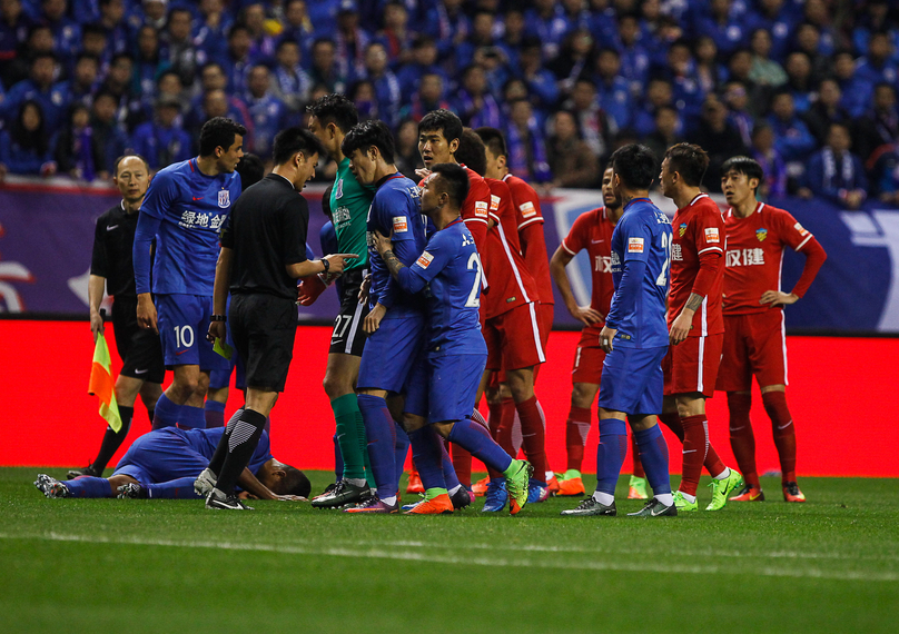 詹姆斯生涯常规赛1015胜升至NBA历史第二，仅次于贾巴尔