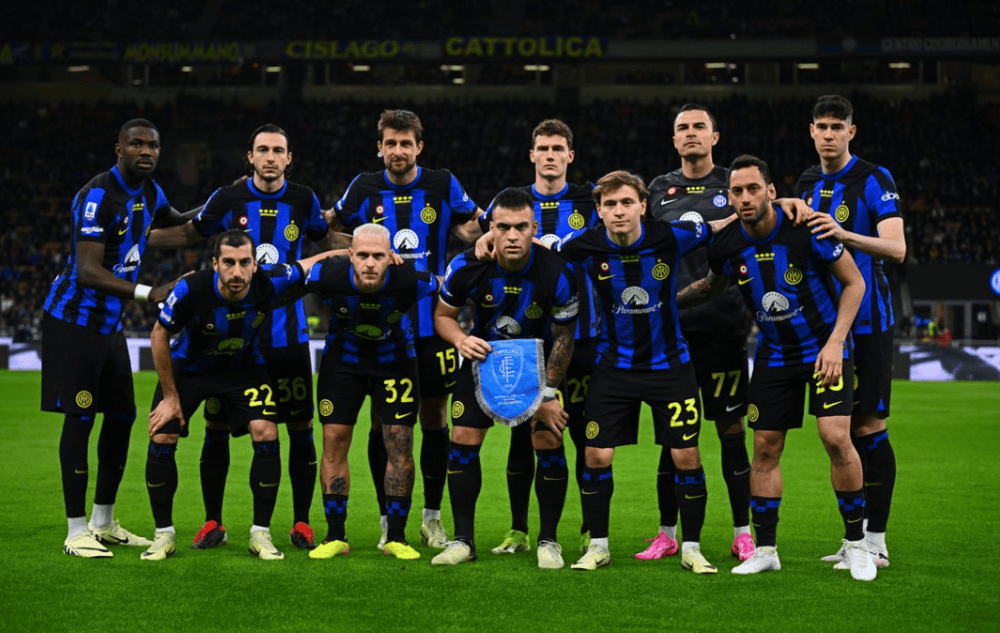 足球报：邵佳一有四大特质被认可，熟悉足协和国字号工作（邵佳一四大优势获认可，熟悉足协与国字号事务）