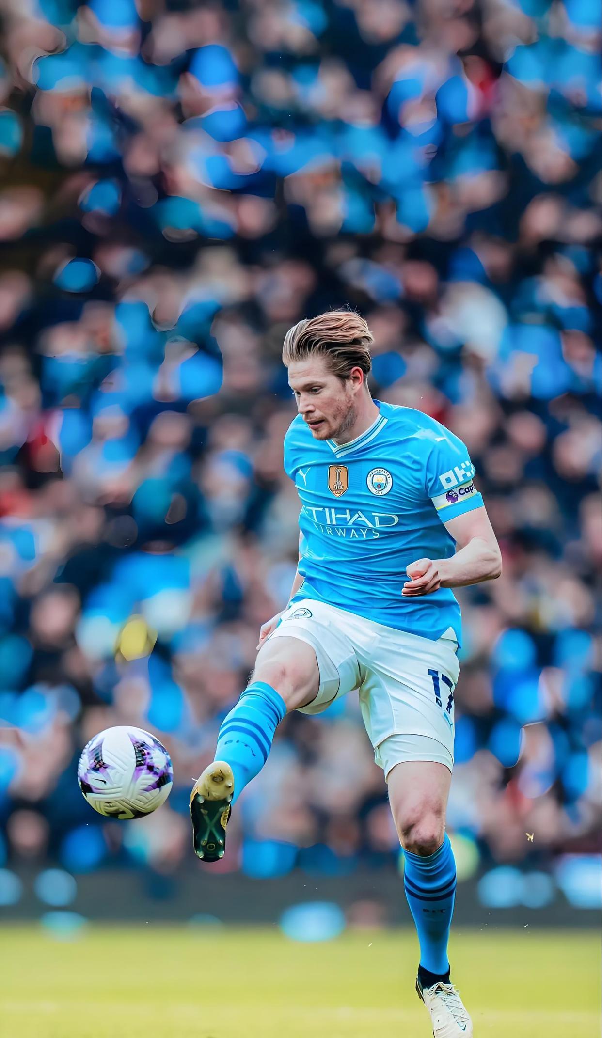 巴索戈：仍难以置信17年非洲杯夺冠，盼再添一颗冠军星（巴索戈：2017非洲杯封王仍如梦，盼再添一颗冠军星）