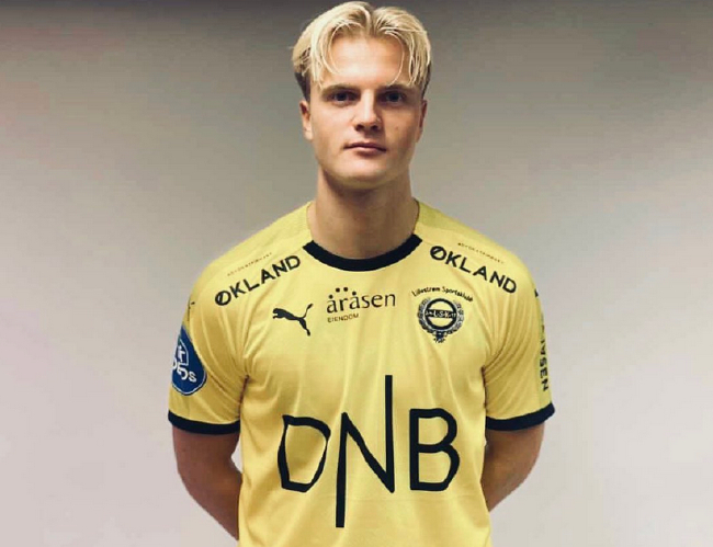 登贝莱获评《队报》25年体坛“王中王”，力压游泳世界冠军（登贝莱加冕《队报》25年体坛“王中王”，力压游泳世界冠军）